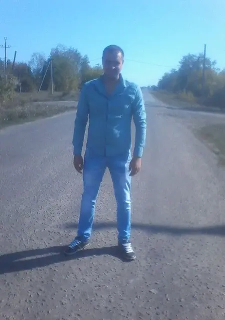 Юрик из Грязей, мне 38, познакомлюсь на одну ночь