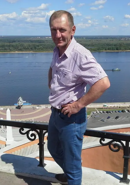 Я Владимир, 52, из Сарова, ищу знакомства на одну ночь