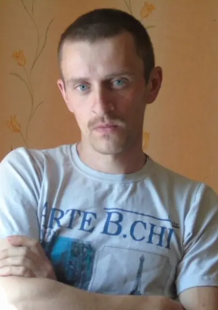 Я Юрий, 41, знакомлюсь на одну ночь в Кувшинове