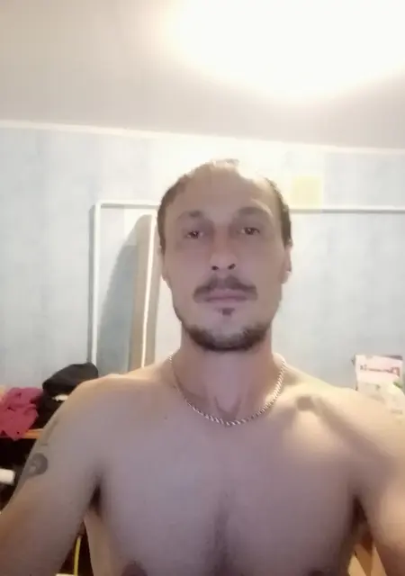 Ринат из Азнакаева, ищу на сайте знакомства без обязательств