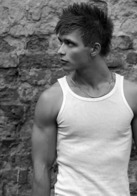 Денис из Самары, мне 40, познакомлюсь на одну ночь