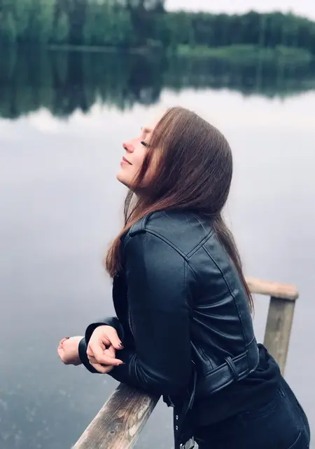 Я Ирина, 25, из Симферополя, ищу знакомства без обязательств