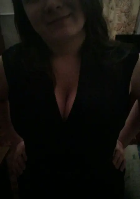 Я Анастасия, 27, из Смоленска, ищу знакомство для постоянных отношений