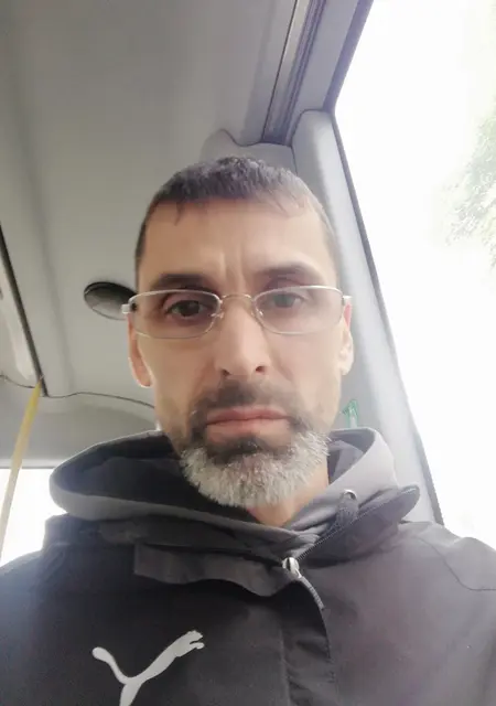 Бродяга из Казани, мне 50, познакомлюсь для приятного времяпровождения