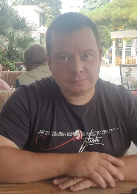 Константин из Алушты, мне 39, познакомлюсь для приятного времяпровождения