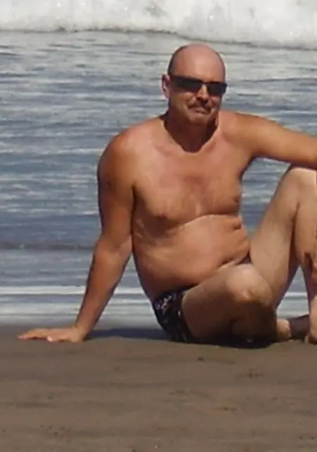 Я Сергей, 63, из Кургана, ищу знакомства без обязательств