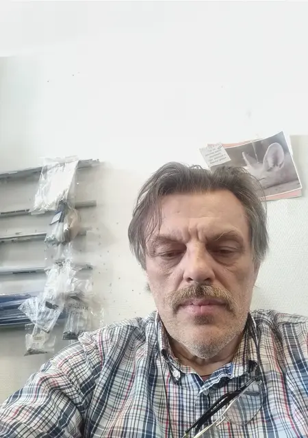 Владимир из Санкт-Петербурга, мне 60, познакомлюсь на одну ночь