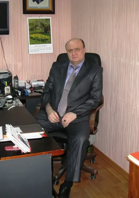 Денис из Ельца, мне 61, познакомлюсь на одну ночь