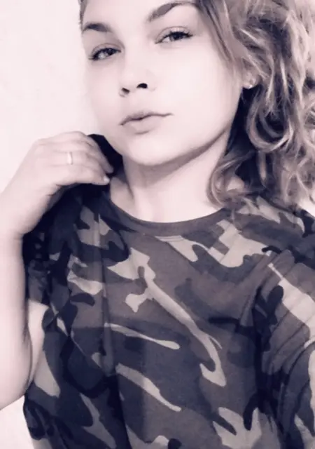 Ксю из Волгограда, ищу на сайте постоянные отношения