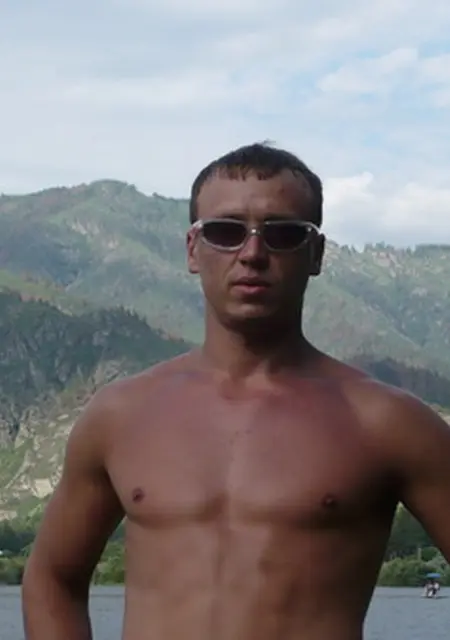 Я Сергей, 41, из Междуреченска, ищу знакомства на одну ночь