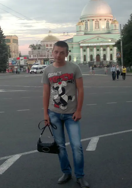 Я Лешка, 32, знакомлюсь без обязательств в Костроме