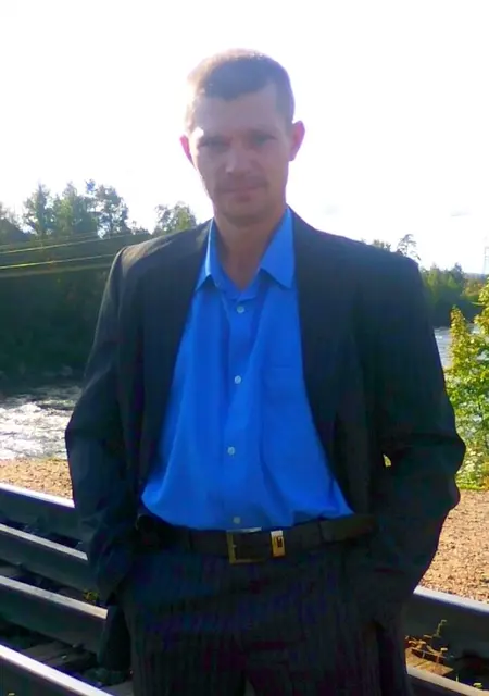 Я Александр, 54, из Гатчины, ищу знакомства без обязательств