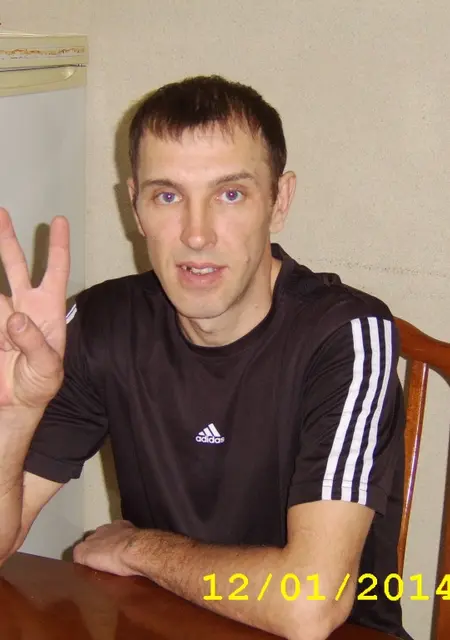 Я Димон, 52, из Шахт, ищу знакомства на одну ночь