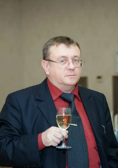 Олег из Уфы, мне 60, познакомлюсь на одну ночь