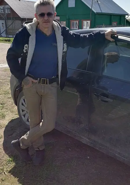 Я Андрей, 62, из Нижнего Новгорода, ищу знакомства без обязательств