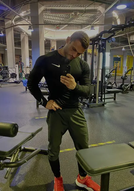 Я Александр, 32, знакомлюсь для дружбы в Пятигорске