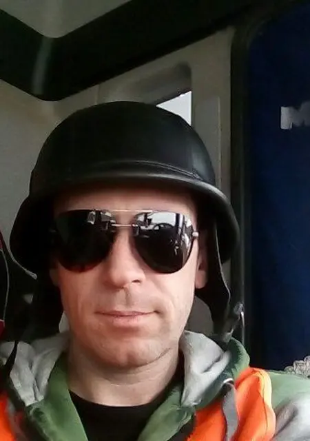 Я Димон, 45, из Истры, ищу знакомства без обязательств