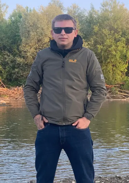 Я Кот, 20, из Москвы, ищу знакомства без обязательств