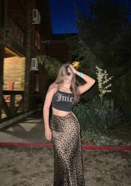 Элина из Красноярска, ищу на сайте знакомства без обязательств