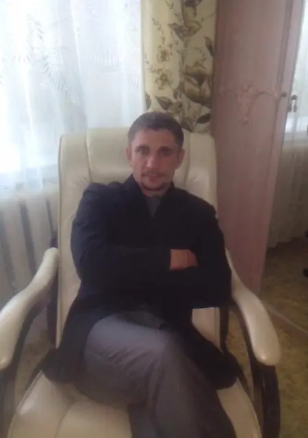 Роман из Пыти-Ях, мне 43, познакомлюсь для общения