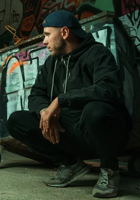 Mikhail из Серпухова, мне 32, познакомлюсь для дружбы