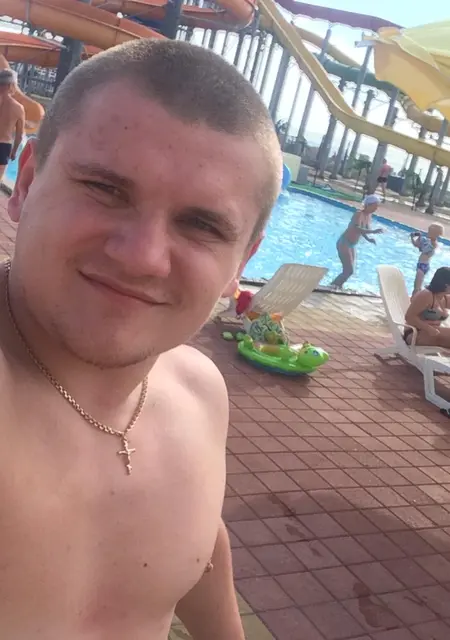 Я Параноик, 30, из Апатитов, ищу знакомство для постоянных отношений