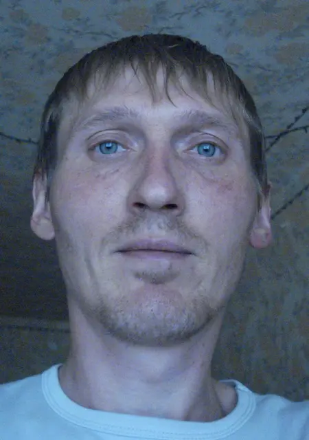 Влад из Ельца, мне 45, познакомлюсь на одну ночь