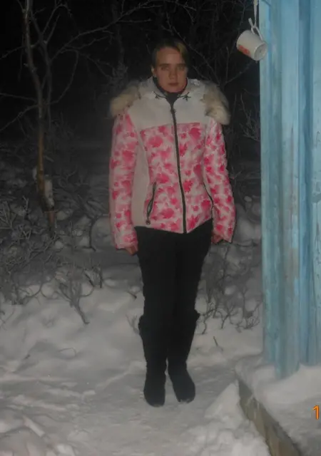 Анастасия из Никеля, мне 28, познакомлюсь для вирта