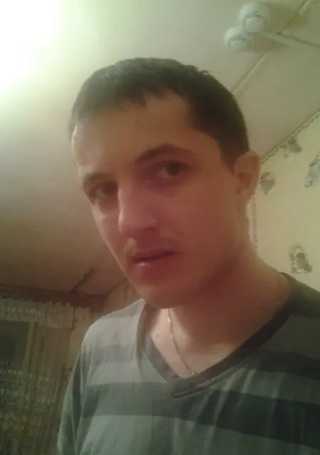 Я Артем, 36, из Детчина, ищу знакомства на одну ночь