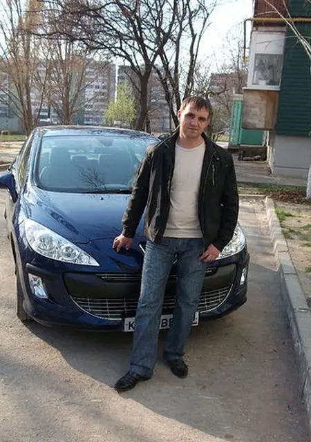 Я Серега, 41, из Волгодонска, ищу знакомства на одну ночь