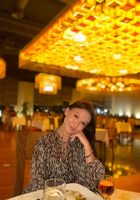 Я Элечка, 25, знакомлюсь для вирта в Югорске