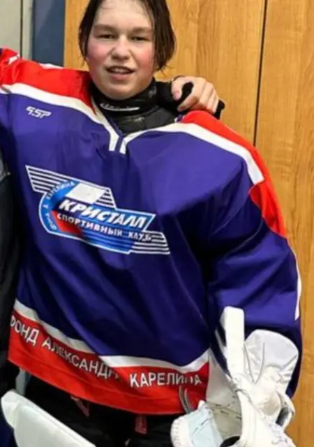 Всеволод из Новосибирска, мне 18, познакомлюсь без обязательств