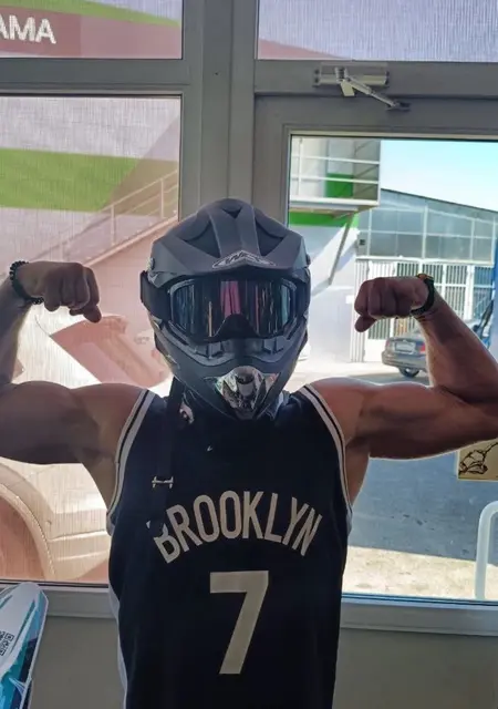 Сергей из Сыктывкара, ищу на сайте знакомства на одну ночь