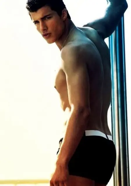 Pasha из Минусинска, мне 38, познакомлюсь на одну ночь