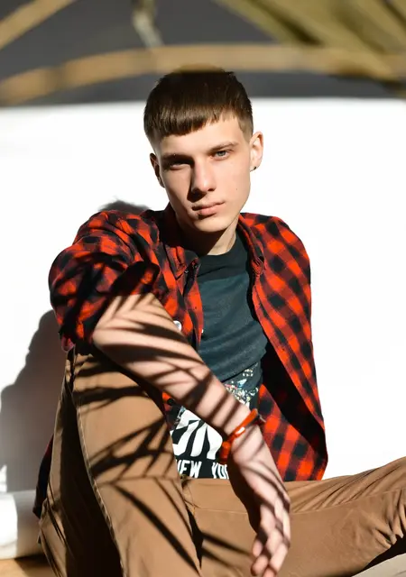 Я Артём, 22, знакомлюсь для приятного времяпровождения в Борисове