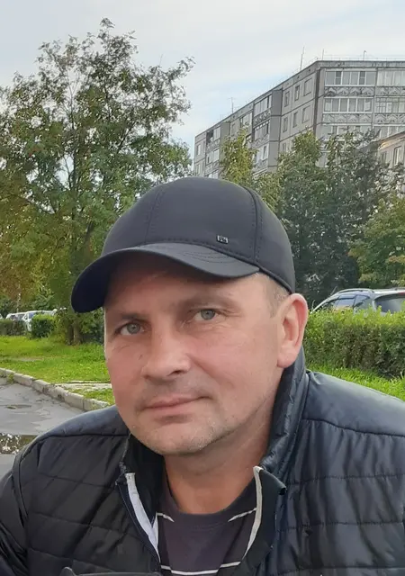 Роман из Петрозаводска, мне 49, познакомлюсь на одну ночь