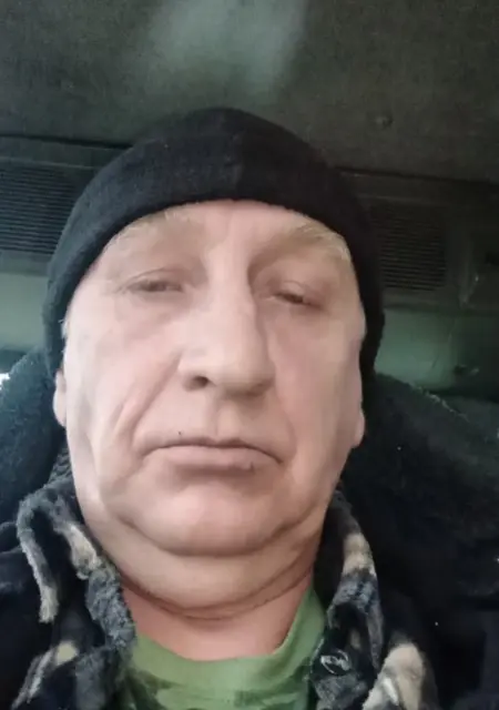 Я Александр, 52, из Бийска, ищу знакомства на одну ночь