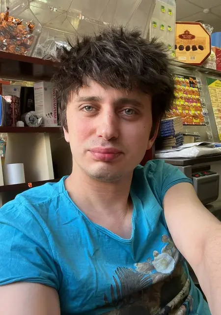 Евгений из Новосибирска, мне 35, познакомлюсь на одну ночь