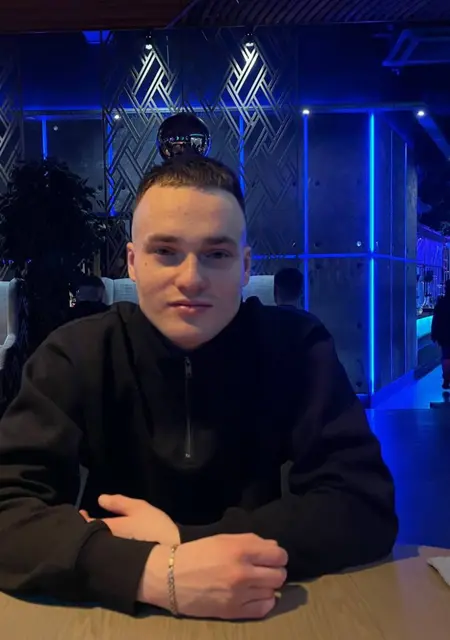 Артём из Перми, ищу на сайте знакомства на одну ночь