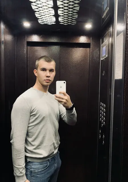 Станислав из Кирова, мне 28, познакомлюсь для приятного времяпровождения