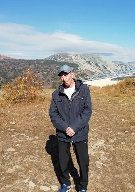 Андрей из Таштагола, мне 44, познакомлюсь на одну ночь