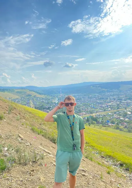 Никита из Канаша, мне 24, познакомлюсь на одну ночь