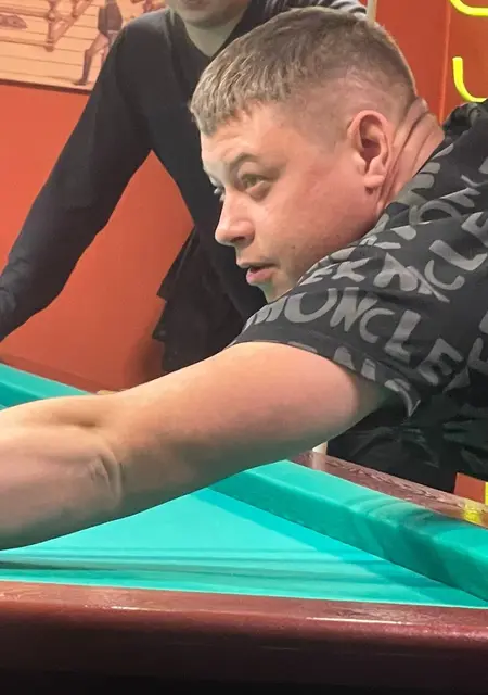 Иван из Верхней Салды, ищу на сайте знакомства на одну ночь