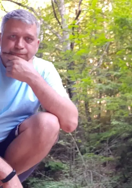 Вячеслав из Бахчисарая, мне 45, познакомлюсь без обязательств