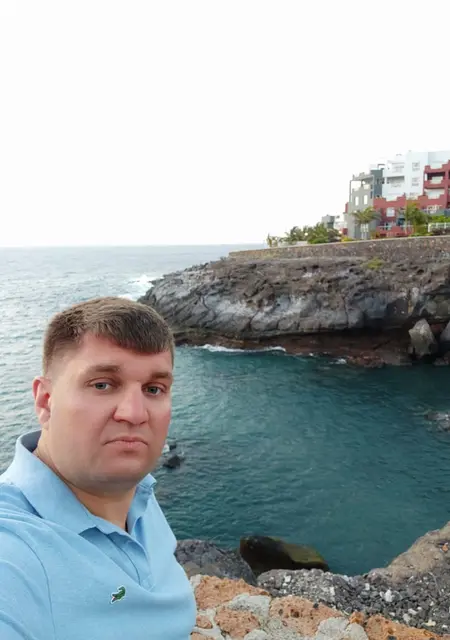 Я Артур, 41, знакомлюсь без обязательств в Брянске