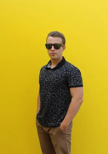 Я Mrr, 30, из Рязани, ищу знакомства без обязательств