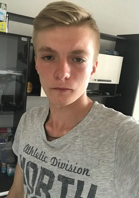 Андрей из Советского, мне 23, познакомлюсь без обязательств