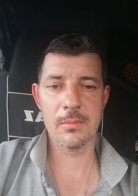 Я Юрий, 44, знакомлюсь на одну ночь в Уссурийске