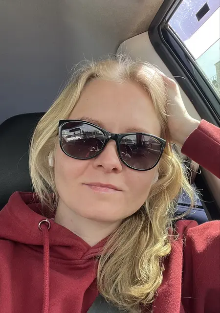 Я Ирина, 39, знакомлюсь для приятного времяпровождения в Мулине