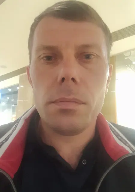 Я Дима, 46, из Хотькова, ищу знакомство для постоянных отношений